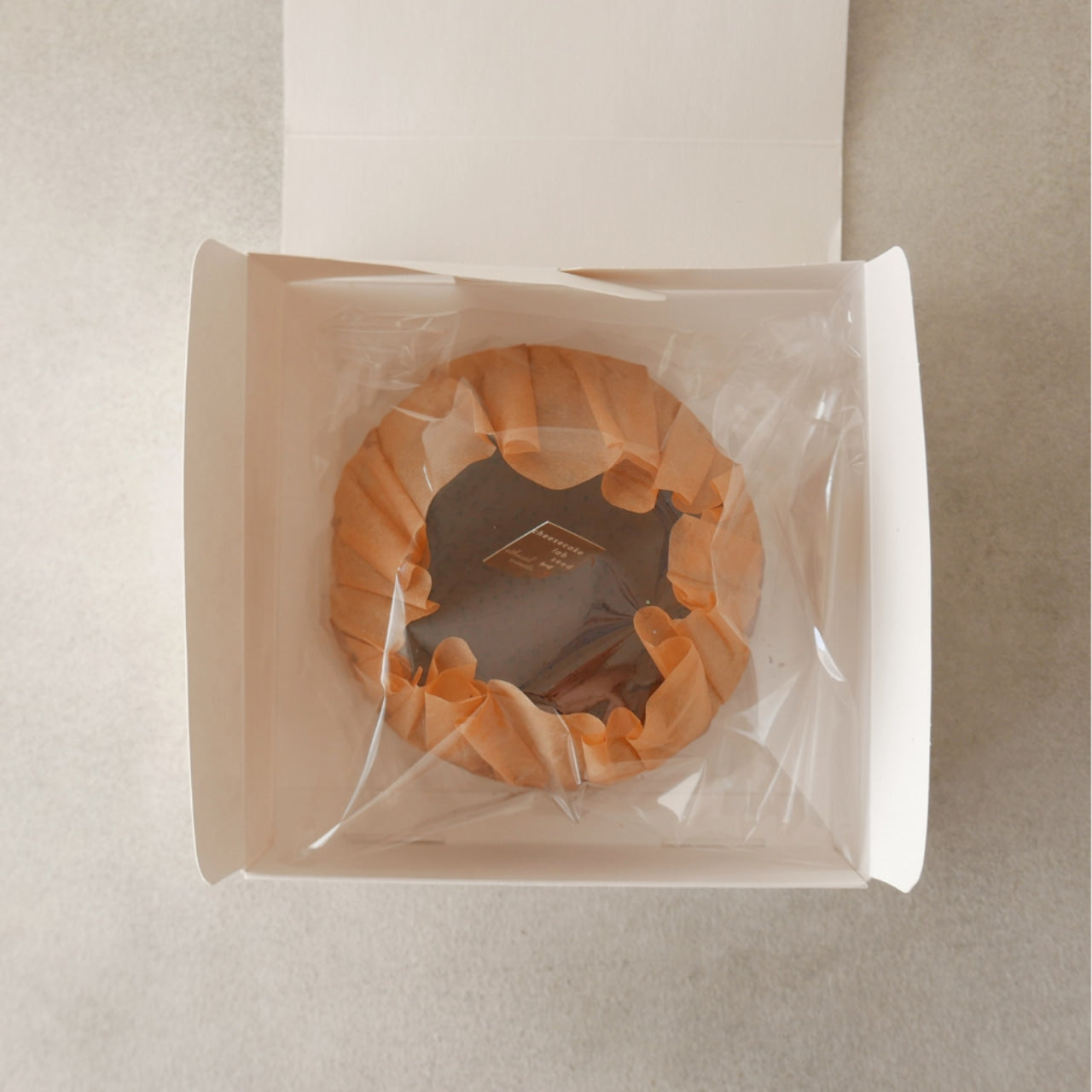 有機カカオニブのショコラバスクチーズケーキ  グルテンフリー